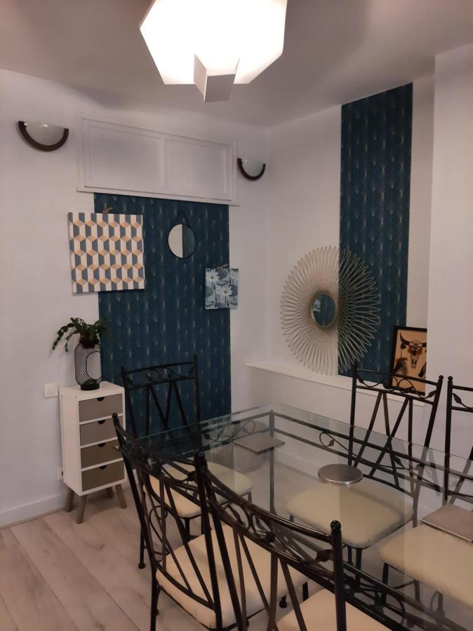 Gordaine Apartment Bourges Bagian luar foto