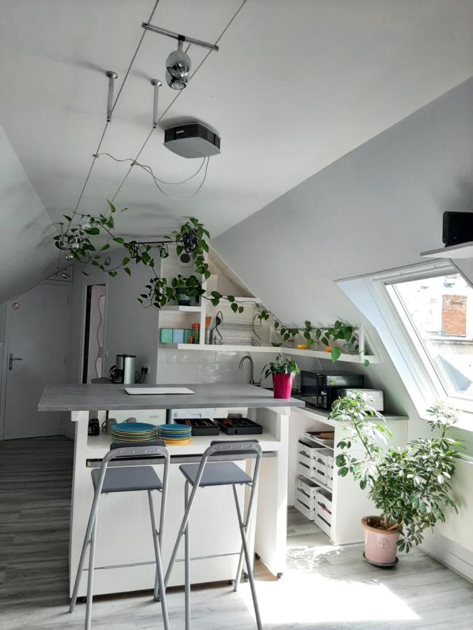 Gordaine Apartment Bourges Bagian luar foto