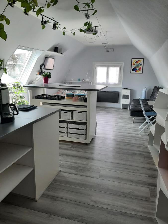 Gordaine Apartment Bourges Bagian luar foto