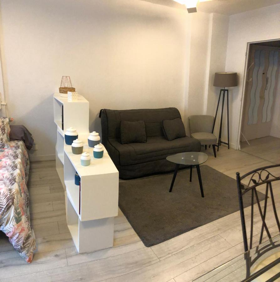 Gordaine Apartment Bourges Bagian luar foto
